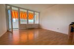 ** F E R N B L I C K ** GROSSZÜGIGE 2-ZIMMER-BALKON-WOHNUNG IN SANKT AUGUSTIN NIEDERPLEIS - 2- Sankt Augustin | Angebot:27476600