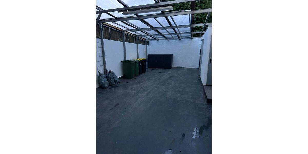 Hof vor Fertigstellung